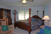 King size post bed